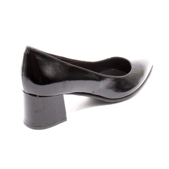 Italian Black Patent Leather Classic Pointy Heel Shoes - Picture 4 of 8